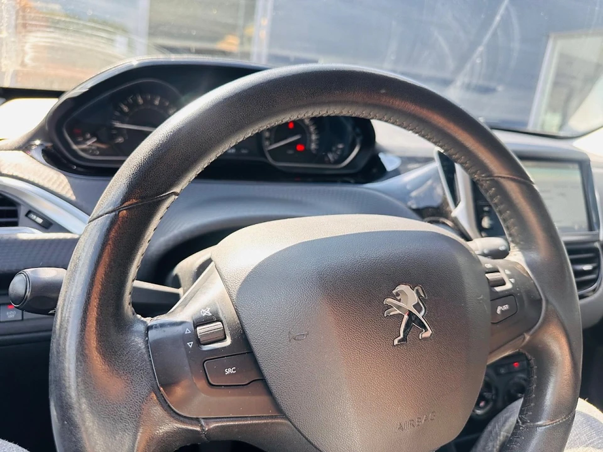 Peugeot 2008, foto 9