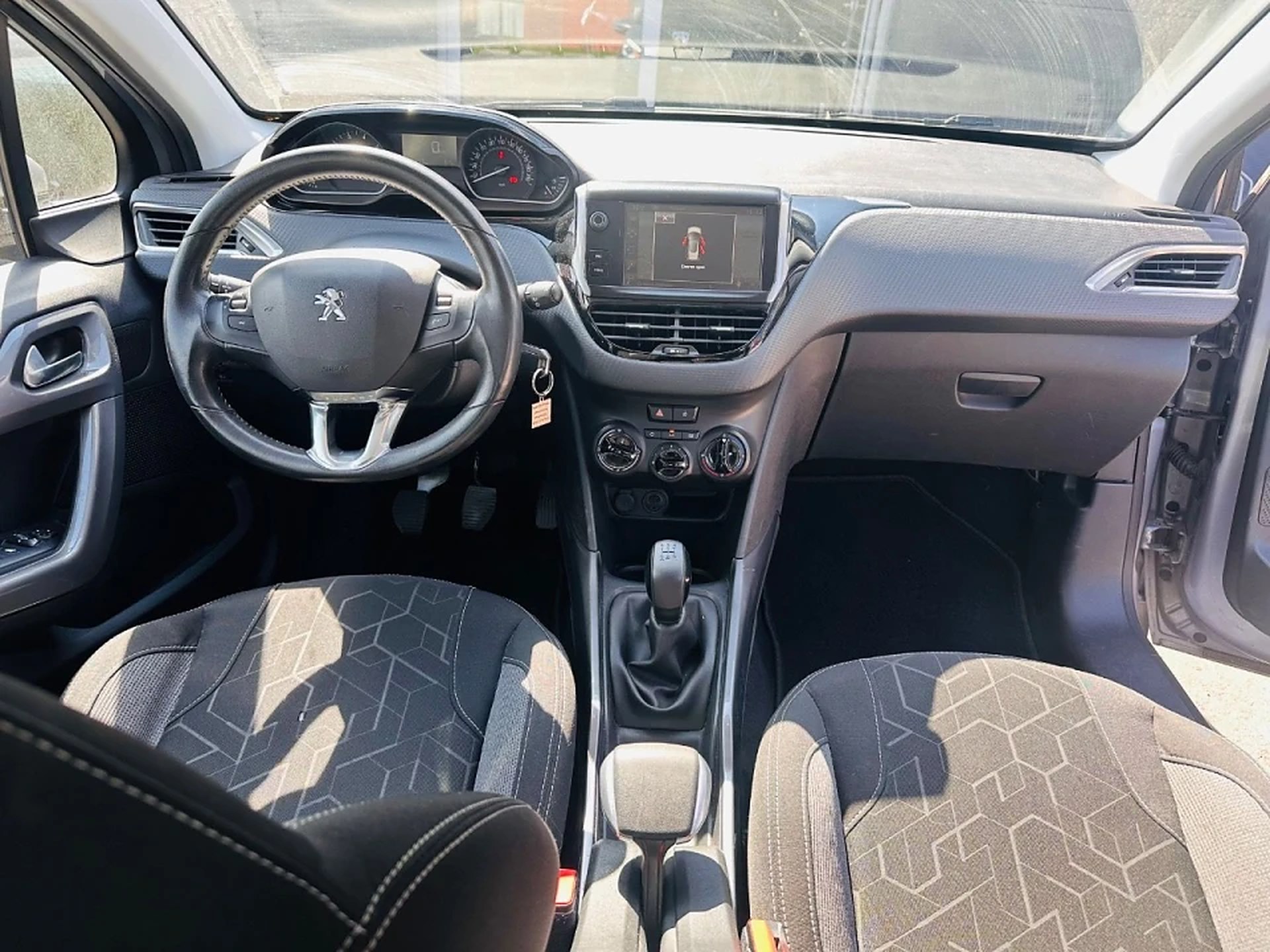 Peugeot 2008, foto 10