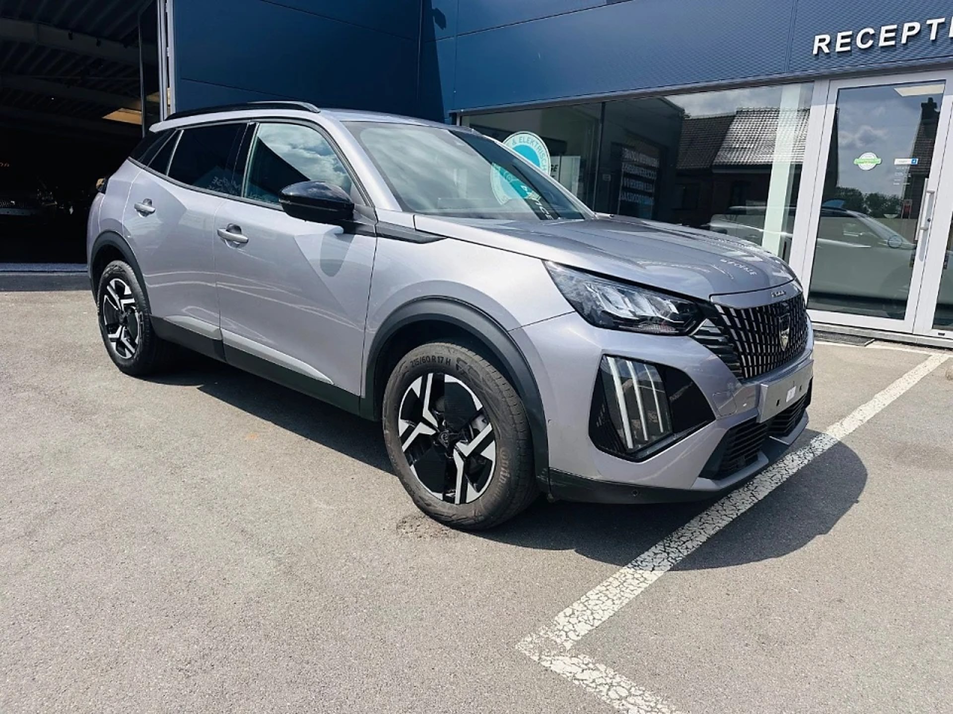 Peugeot 2008 Allure Mild Hybrid (2025) bij Garage De Maeyer
